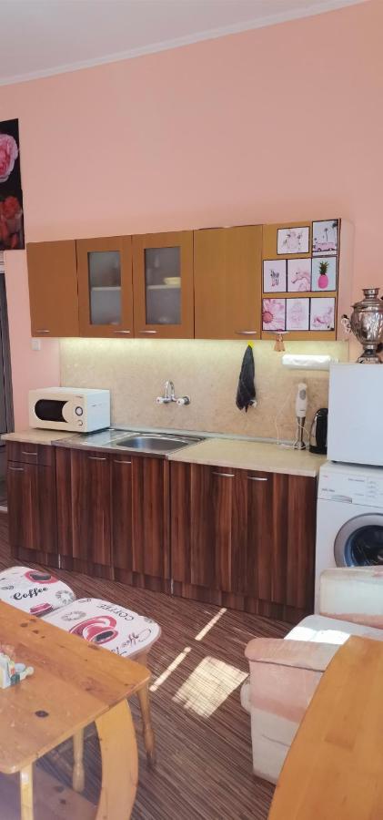 Matrona Guest House Балчик Екстериор снимка